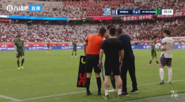谭凯元小角度破门,卢卡斯伤退,陕西半场1-0领先浙江 谭凯元小角度破门,卢卡斯伤退,陕西半场1-0领先浙江