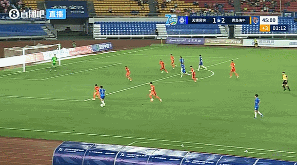 闪电两击定半场:刘国宝郑传辉3分钟连入两球 青岛海牛2-1无锡吴钩 闪电两击定半场:刘国宝郑传辉3分钟连入两球 青岛海牛2-1无锡吴钩