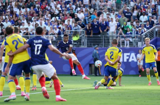 法国3-0瑞典晋级16强,姆巴佩9场淘汰赛9球创历史 法国3-0瑞典晋级16强,姆巴佩9场淘汰赛9球创历史