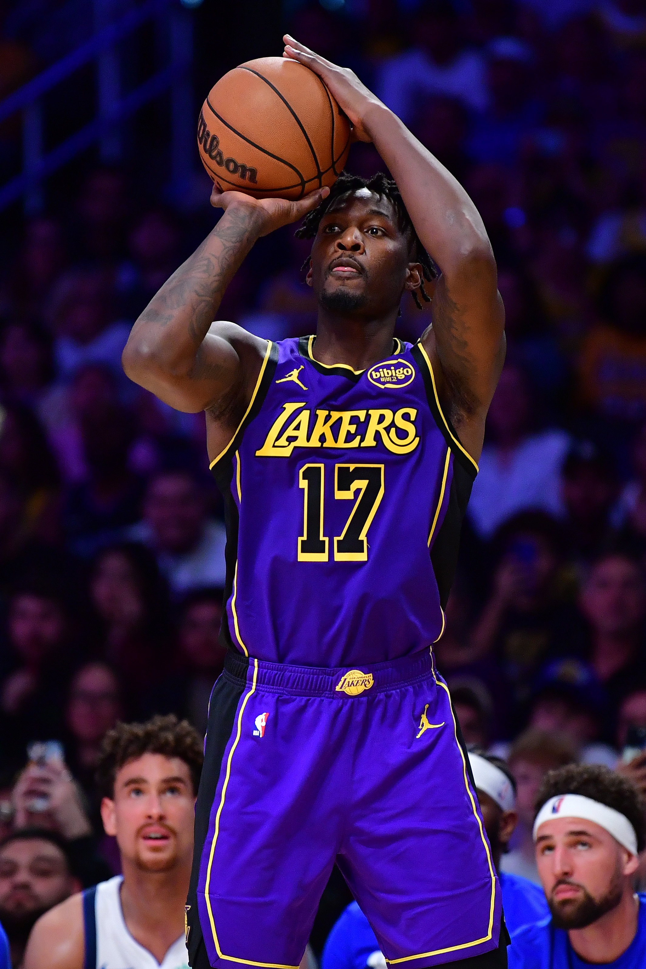DFS身价跳水：火箭倒贴3次轮送走，1年半前湖人曾用3次轮换来