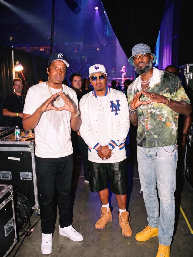 詹姆斯忆16岁初识Jay-Z:他教我的商业之道,至今仍在影响我