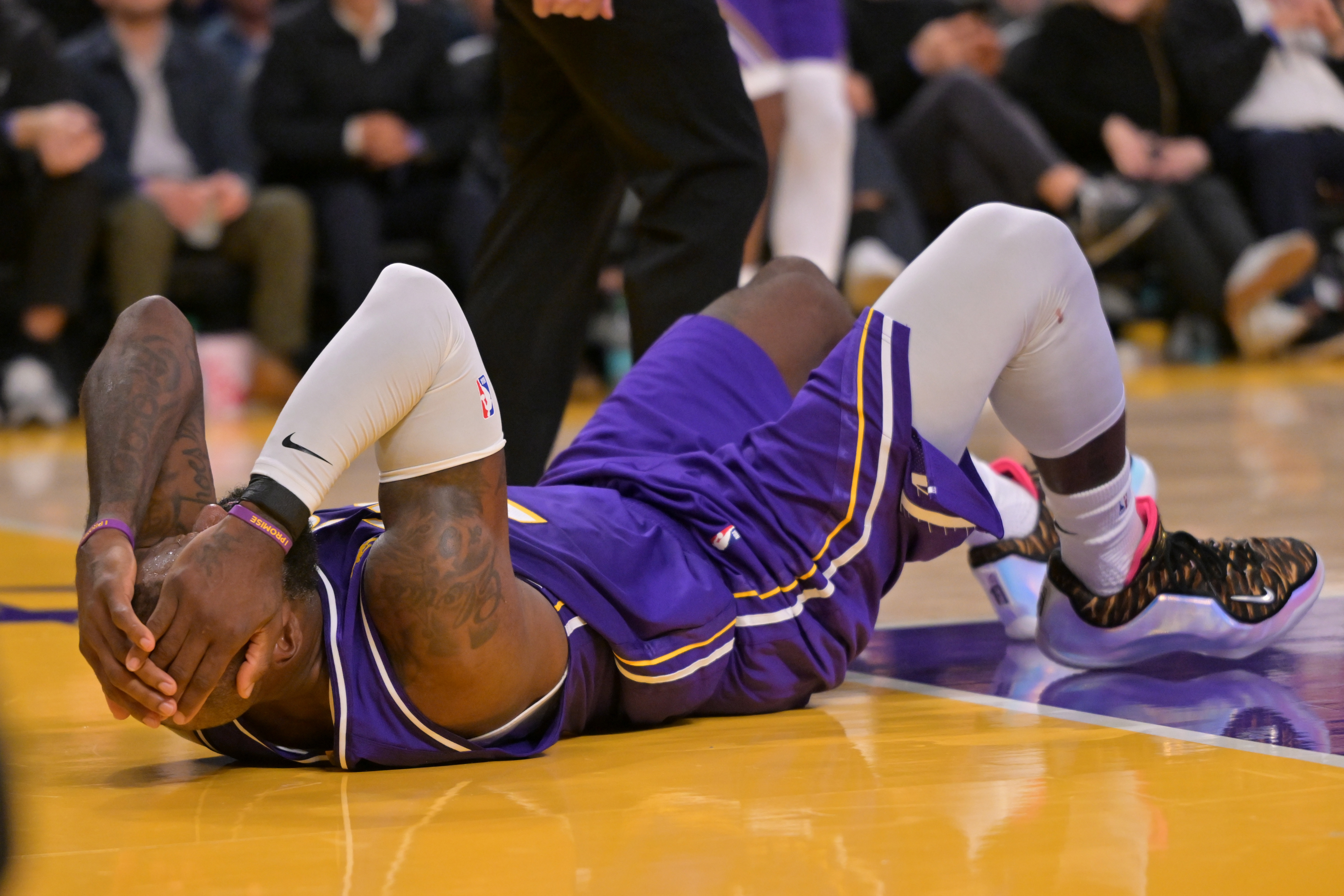 帕森斯评詹姆斯底薪加盟76人：他真不差这点钱