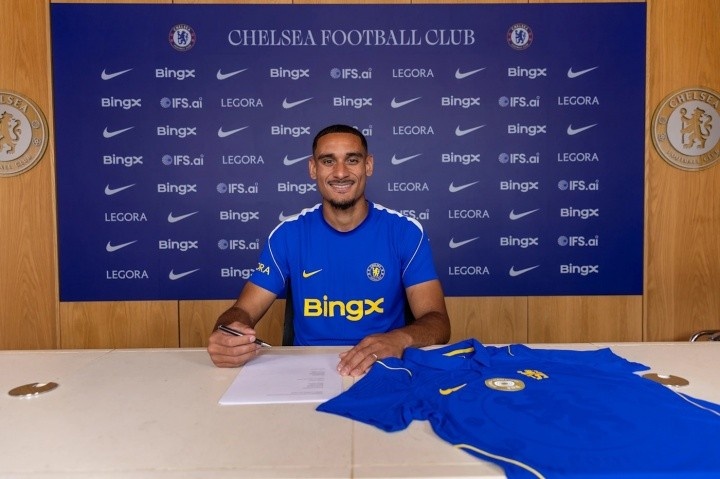 拉克鲁瓦：切尔西是世界最佳，与阿隆索通话后立即决定转会