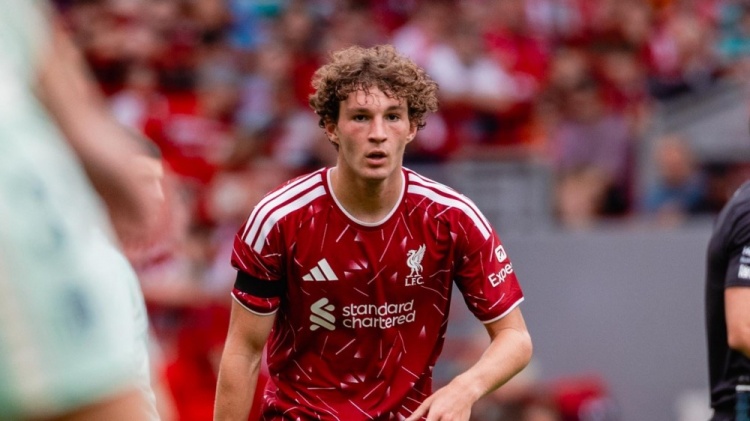 库马斯：非常享受在安菲尔德主场比赛，利物浦会争取赢得联赛杯