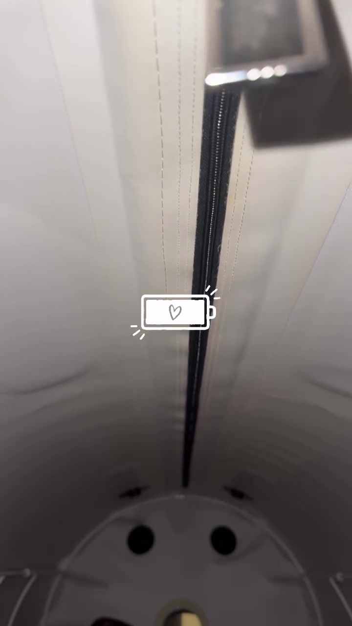 为身体充电!詹姆斯晒自拍结束训练回家后 躺进高压氧舱接受理疗 为身体充电!詹姆斯晒自拍结束训练回家后 躺进高压氧舱接受理疗